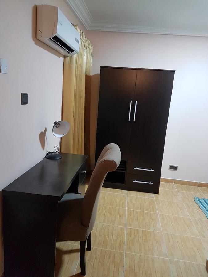Hillside Gardens Ltd Hotel Lagos Phòng bức ảnh