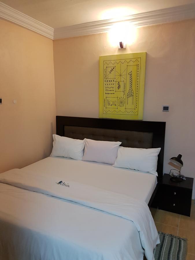 Hillside Gardens Ltd Hotel Lagos Ngoại thất bức ảnh